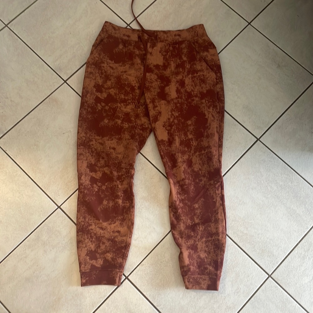 Lululemon joggers